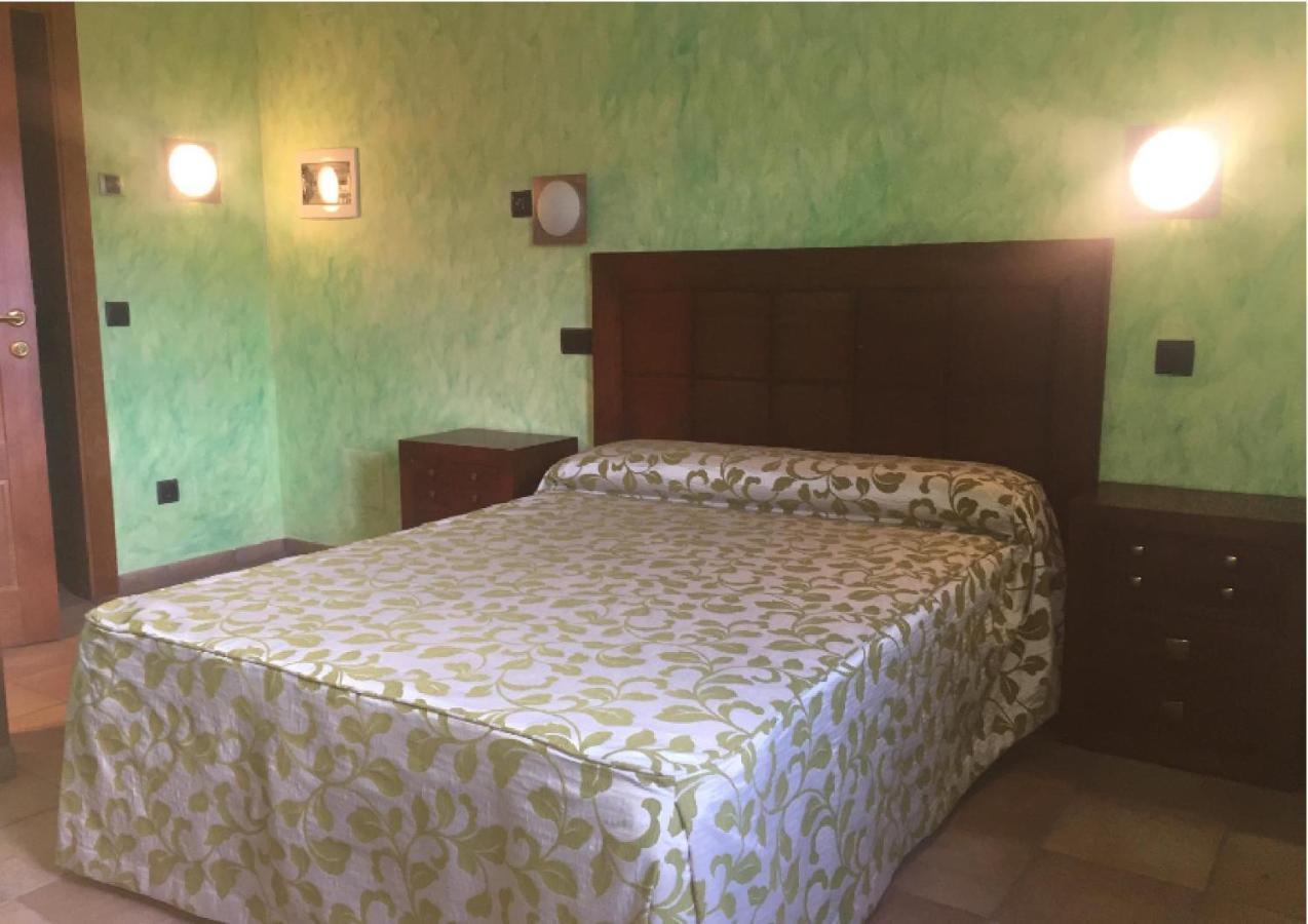 El Soportal De Uceda Exterior foto